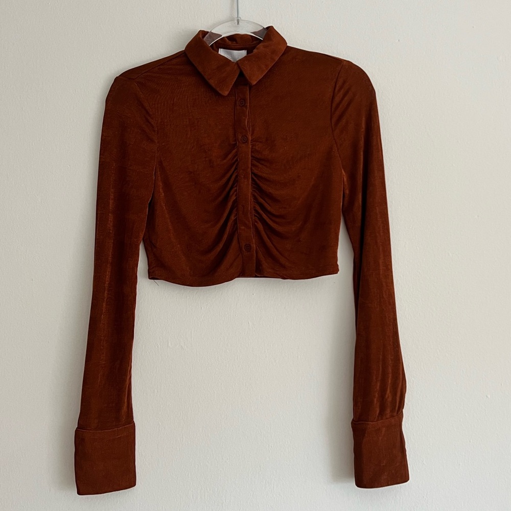 NWT Isalis Amal Ruched Crop Blouse in Pecan / SMALL $68.00